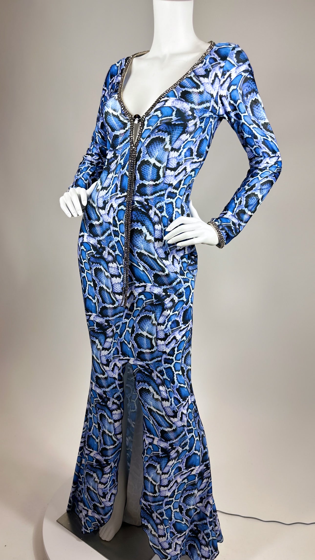 Mermaid style long dress with medallion