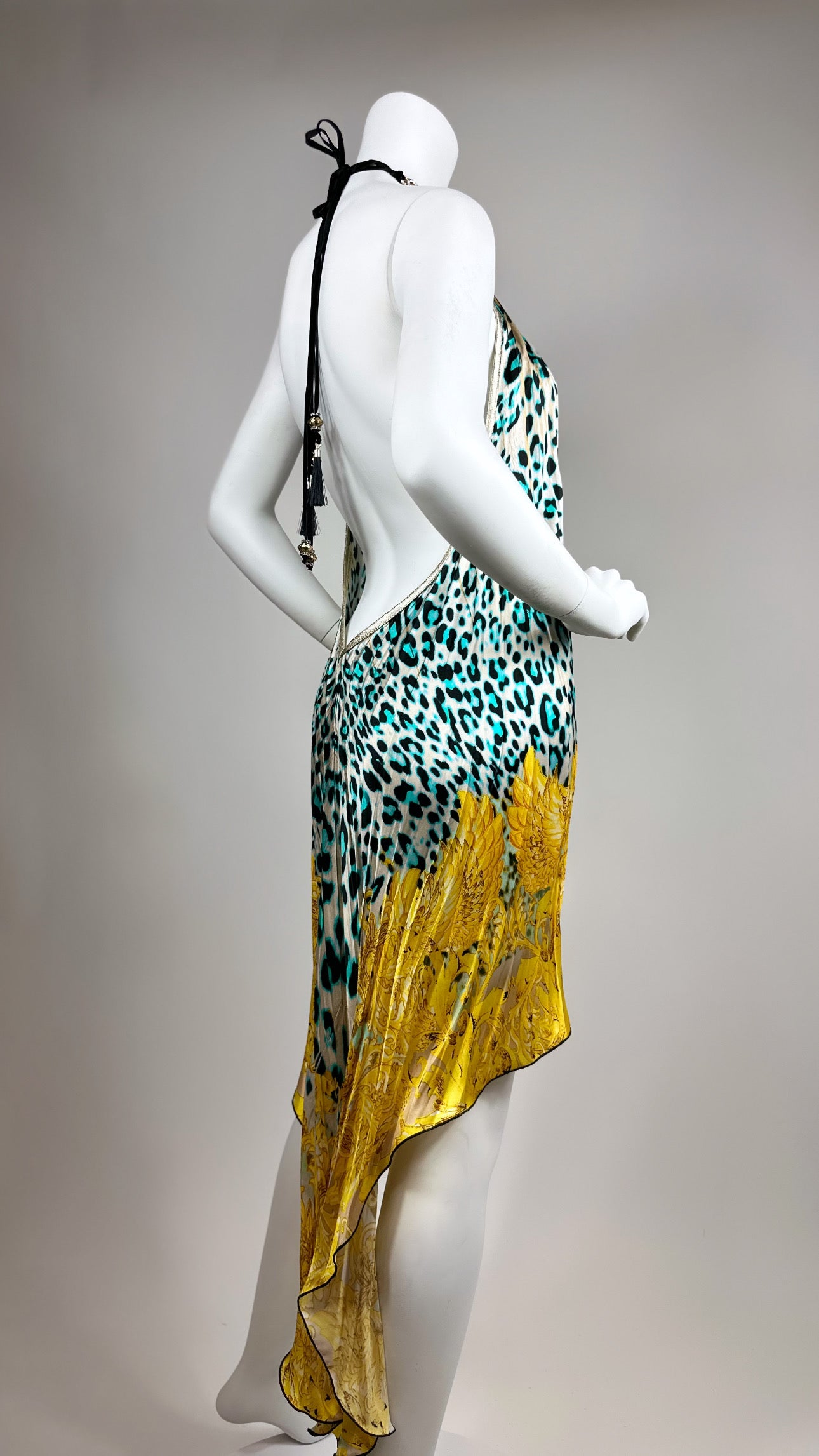 Scarf open back short dress